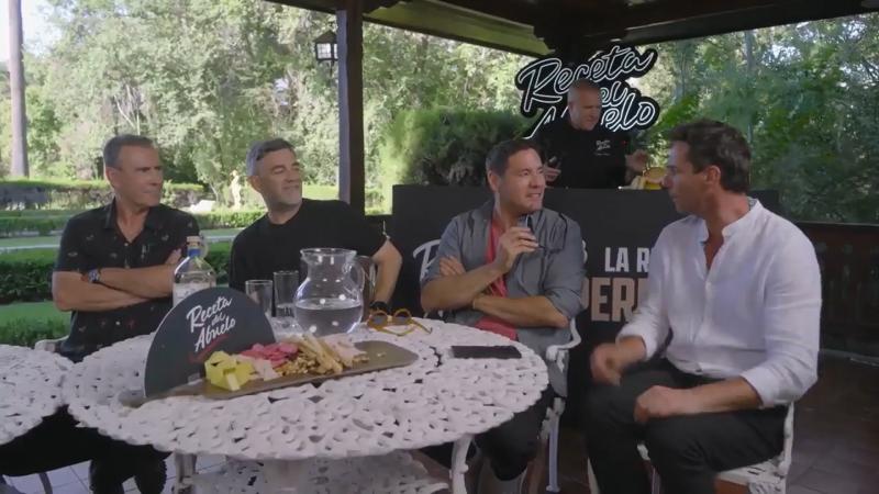 Gonzalo Valenzuela - Socios de la Parrilla a Domicilio - Canal 13