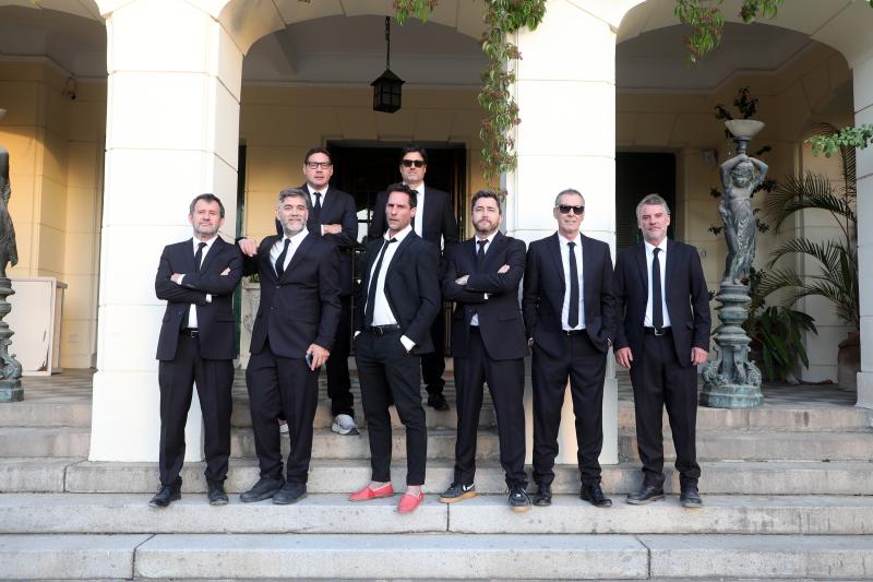 Elenco de Machos se reencuentra para homenajear a Héctor Noguera. Créditos: Canal 13.