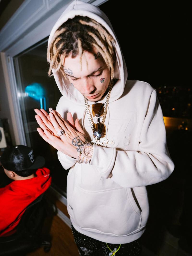 Marcianeke | Instagram