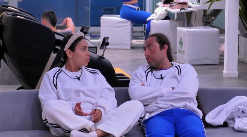 Vanessa Santos y Mario Ortega en Mundos Opuestos