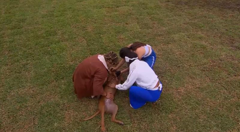 La inesperada visita que enterneció a los participantes de Mundos Opuestos