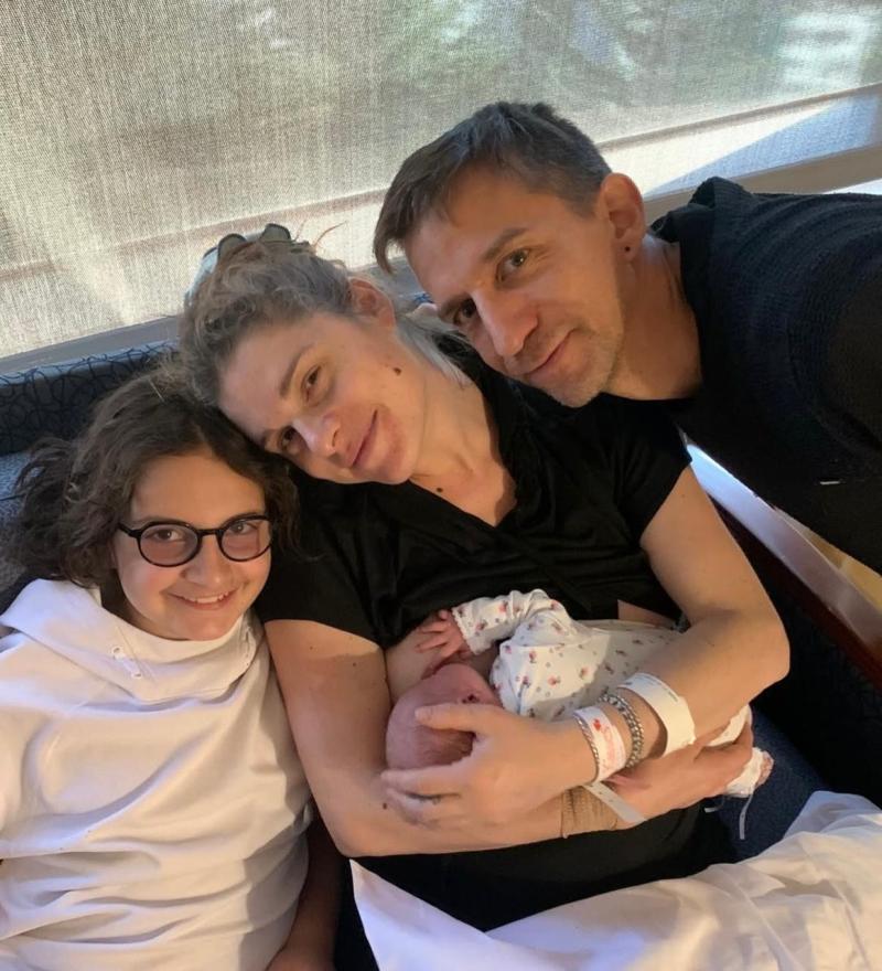 Tanza Varela junto a su pareja e hijos | Instagram