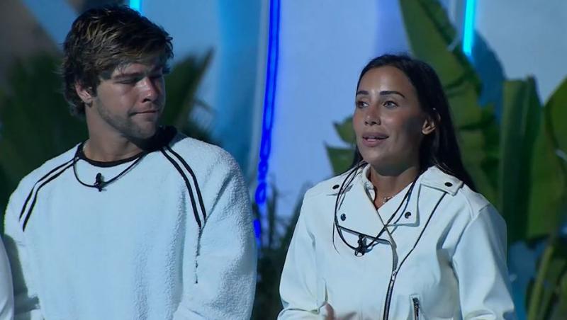 Cyntia competirá contra Vanessa