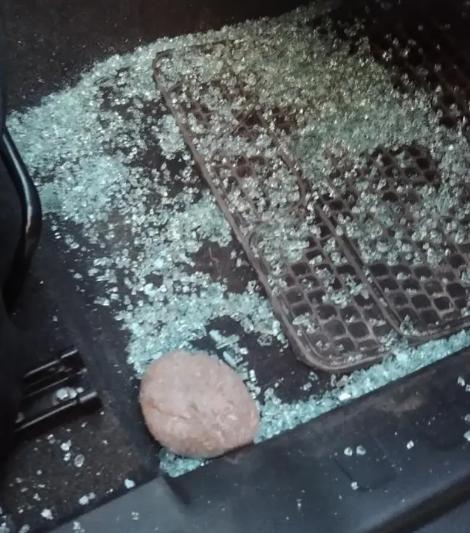 Así quedó el auto de la periodista Paulina Padilla | Instagram