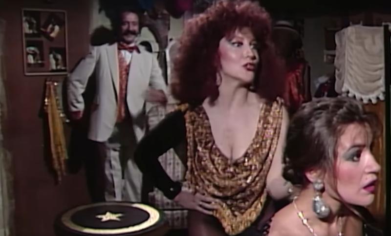 Sergio Hernández, Maricarmen Arrigorriaga y Carolina Arregui en "El Palo al Gato" (1992). Créditos: 13Rec.