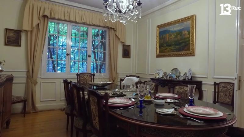 Interior de casona de arquitectura francesa en Providencia. Créditos: 13C.