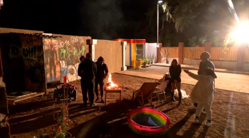 Catalina Gaete y Farid Muci en Vecinos al límite