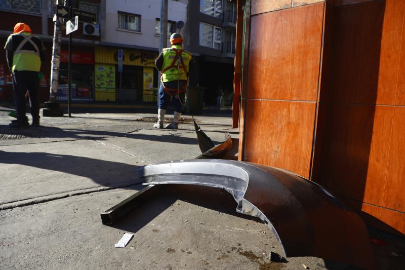 Lugar tras el accidente protagonizado por siete carabineros - Aton.