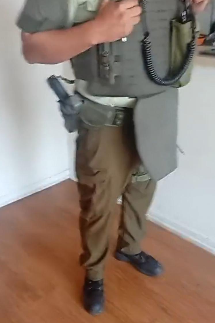 Momento en que Carabineros llega al departamento | Instagram