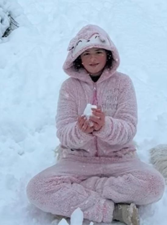 Hija de Roxana Muñoz y Kike Acuña - Instagram