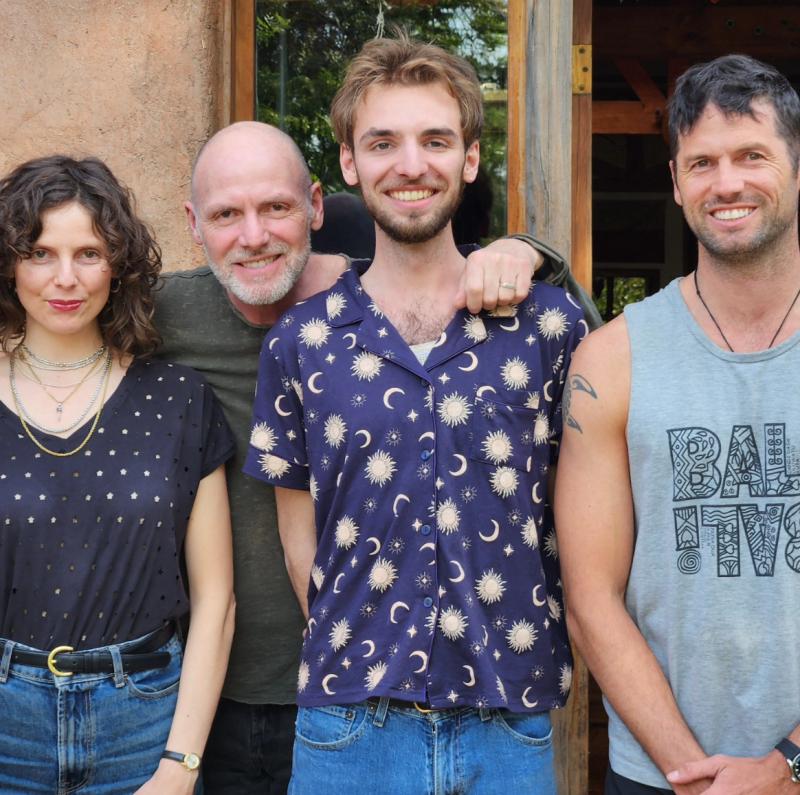 Bastián Bodenhöfer junto a sus hijos | Instagram