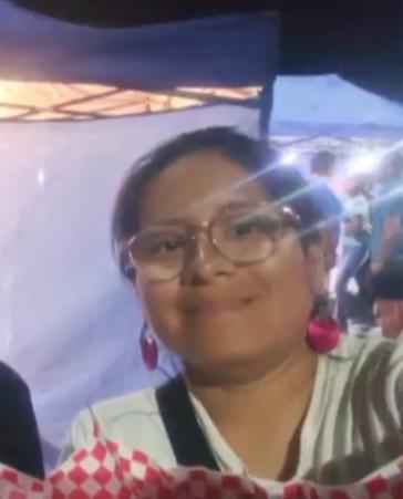 Camila vendía cartas Pokémon