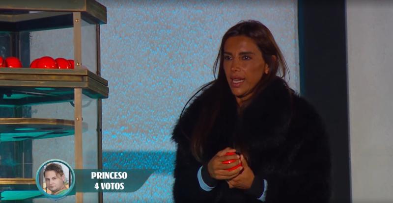 Carla Ballero en Vecinos al límite