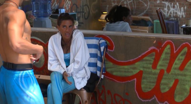 Carla Ballero en Vecinos al límite