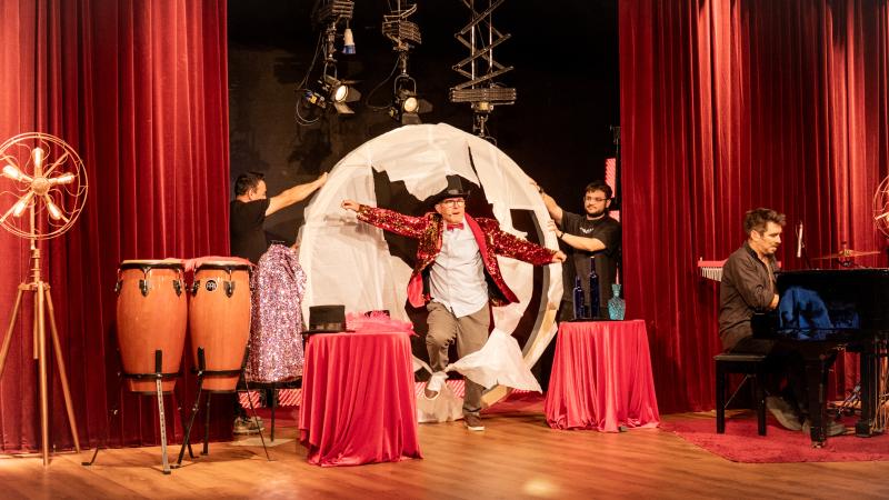 Marcelo Comparini en la tercera temporada de "Only Comparini". Créditos: 13C