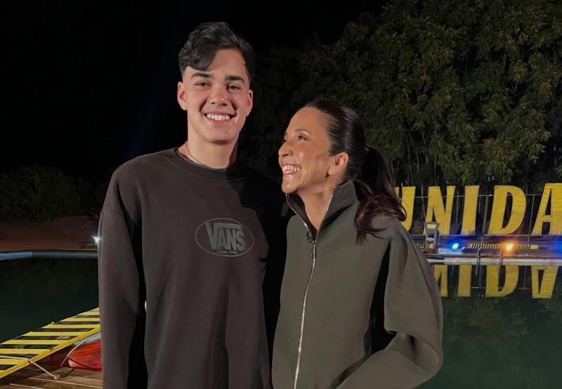 Karla Constant y su hijo Pedro - Instagram