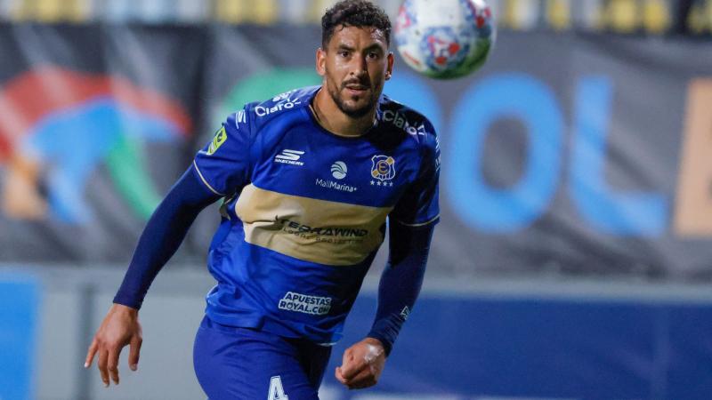 Deportes La Serena contra Everton de Viña por el 13 - Créditos: Photosport