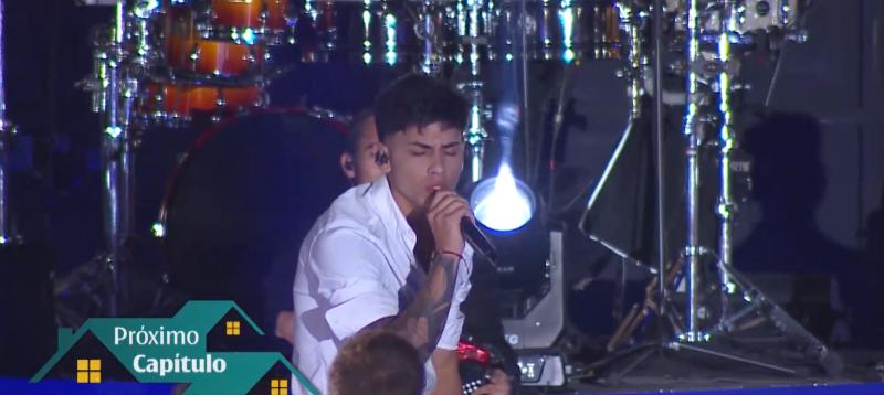 Fiesta en Vecinos al límite