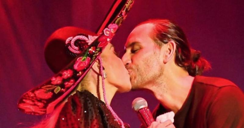 Yuri visitó el programa Gigante y usted junto a Rodrigo Espinoza (1995) / Créditos: Instagram @oficialyuri