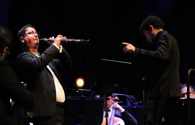 El debut como solista de José Luis Urquieta junto a la Orquesta Sinfónica UdeC y el esperado regreso de Bruckner.