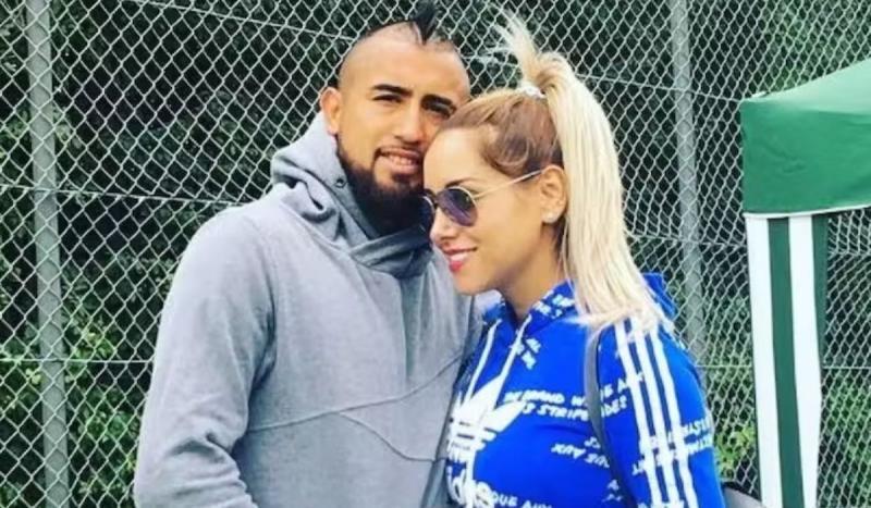 Arturo Vidal y Marité Matus