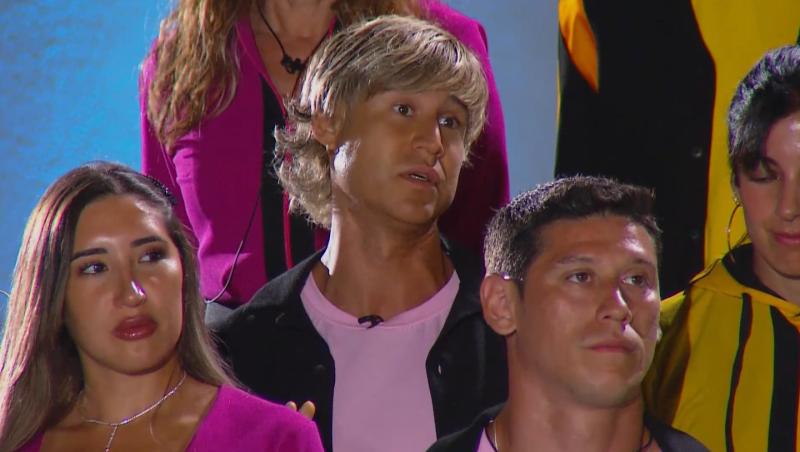 Ken en Vecinos al límite