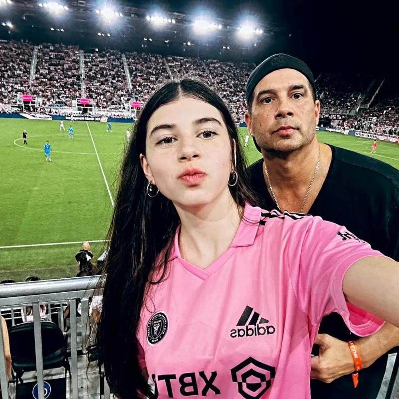 Mario Velasco y su hija Julieta