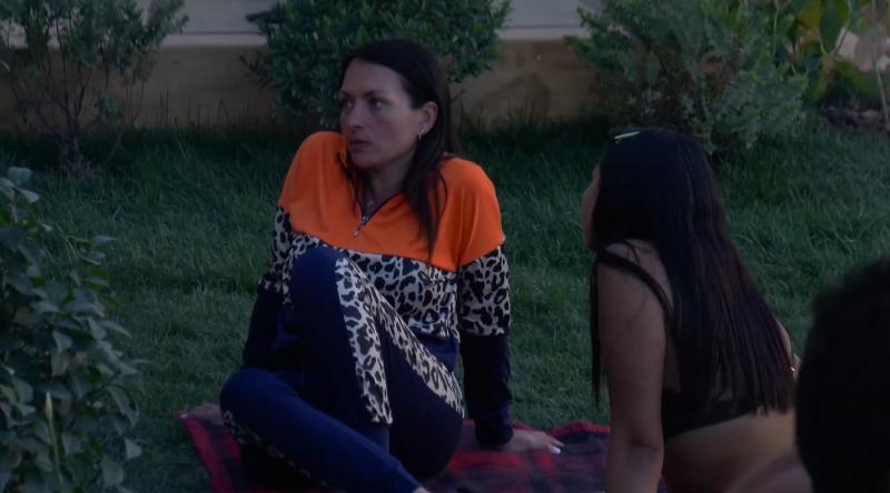 Paula Pavic en Vecinos al límite