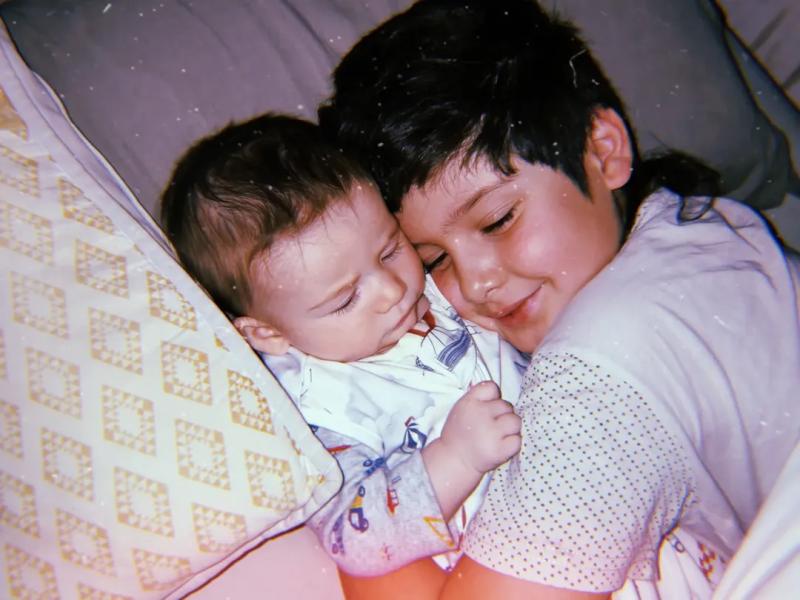 Gael junto a su hermano Milo | Instagram