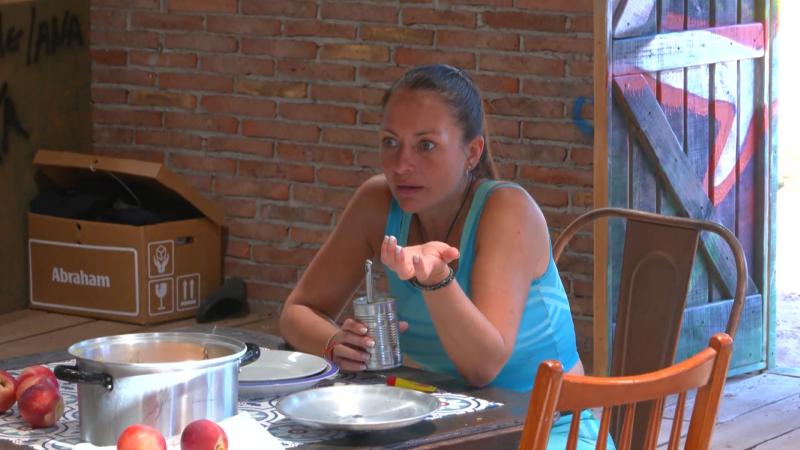 Paula Pavic en Vecinos al límite