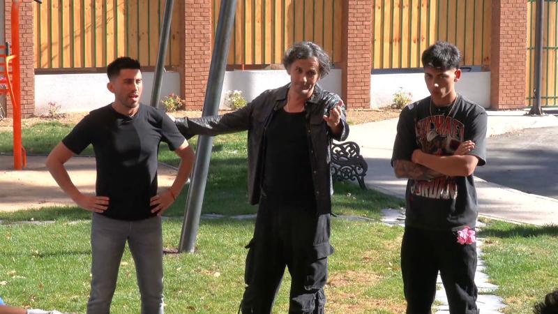 Kanela y Bimza en Vecinos al límite