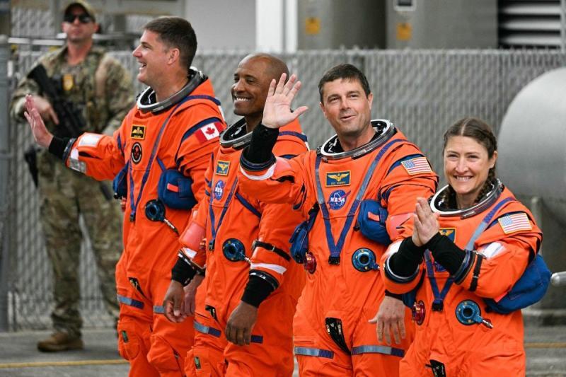 Tripulantes del Artemis II: Jeremy Hansen, Victor Glover, Reid Wiseman y Christina Koch. Créditos: AFP.