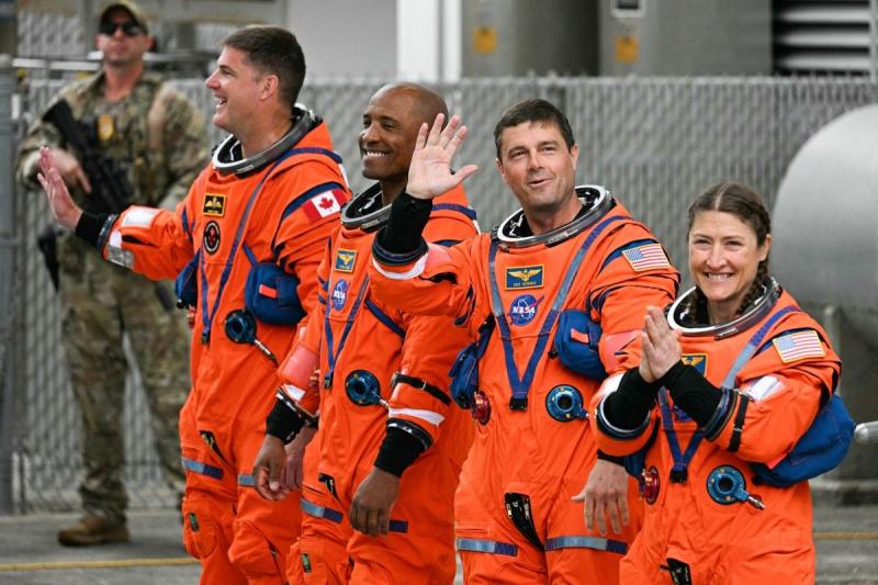 Tripulantes del Artemis II: Jeremy Hansen, Victor Glover, Reid Wiseman y Christina Koch. Créditos: AFP.