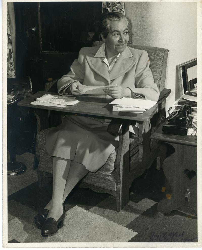 Imagen de Gabriela Mistral. Créditos: Memoria Chilena.