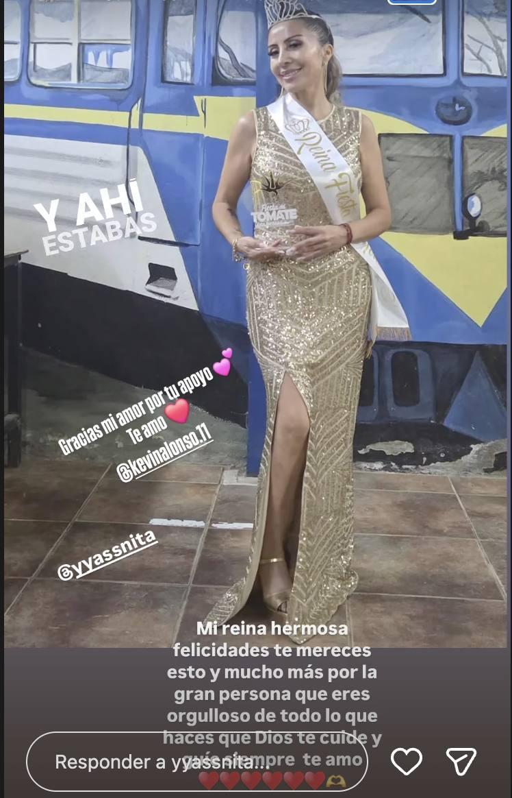 La mamá de Marcianeke se convirtió en la Reina del Tomate