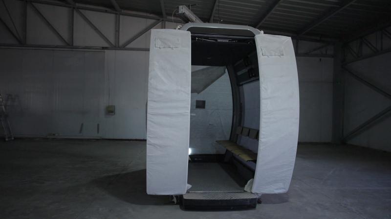 Cabina de Teleférico Bicentenario. Créditos: 13C.