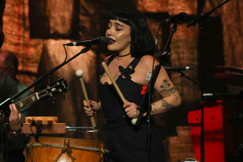 Cancamusa en gira acústica de Los Bunkers. Créditos: Agencia UNO.