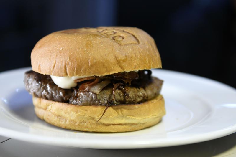 Día de la Hamburguesa - Agencia Uno.