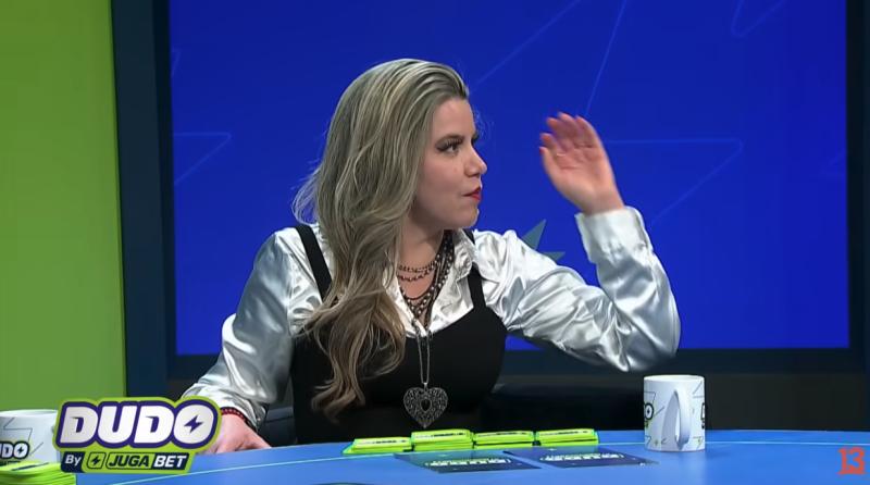 Carlalí Villalba en Dudo.