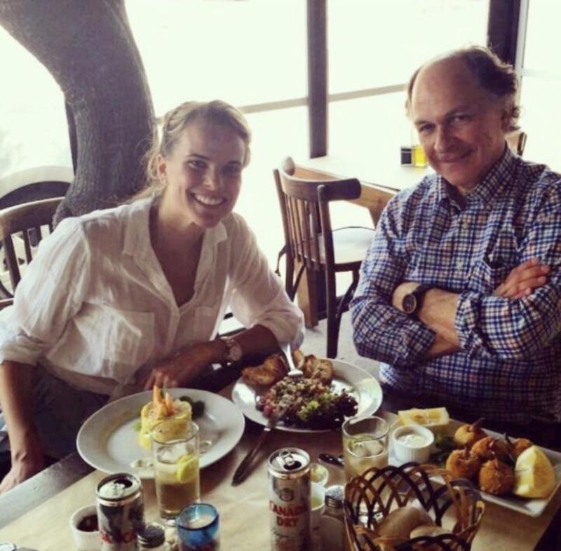 Javiera Suárez y su papá