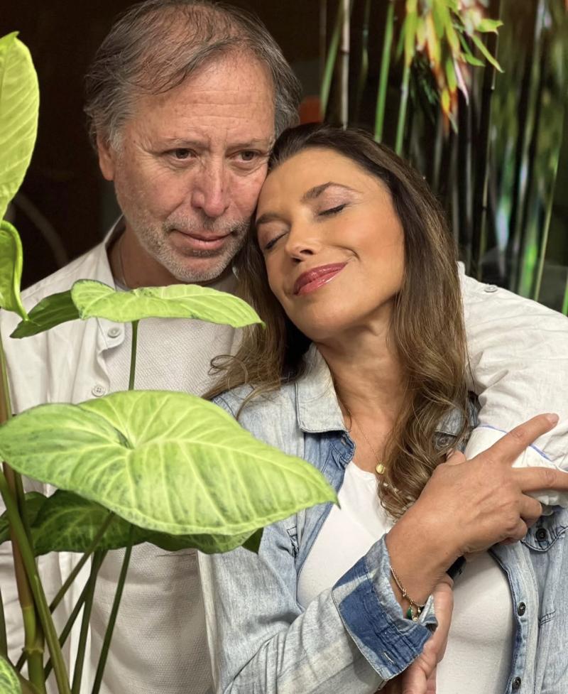 Roy Sothers y Carolina Arregui - Instagram