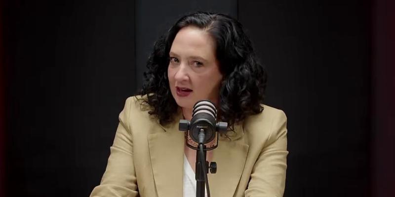 Daniela Yazigi, conductora del espacio Impacto en 10 minutos. Créditos: 13C.