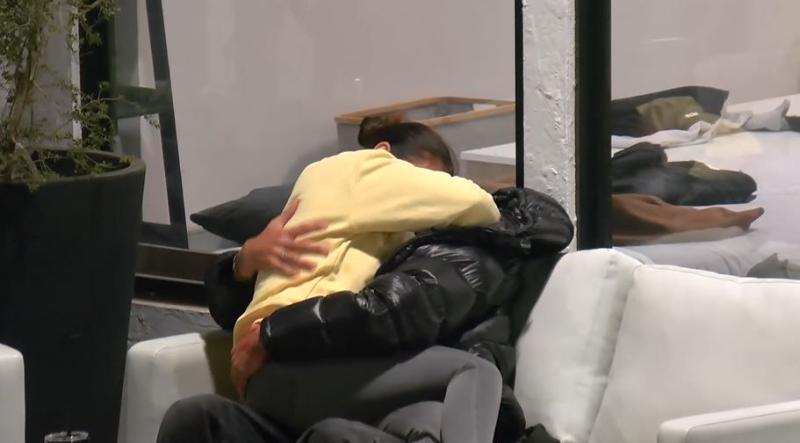 Hubo caricias y abrazos entre Camilo Huerta y Paula Pavic