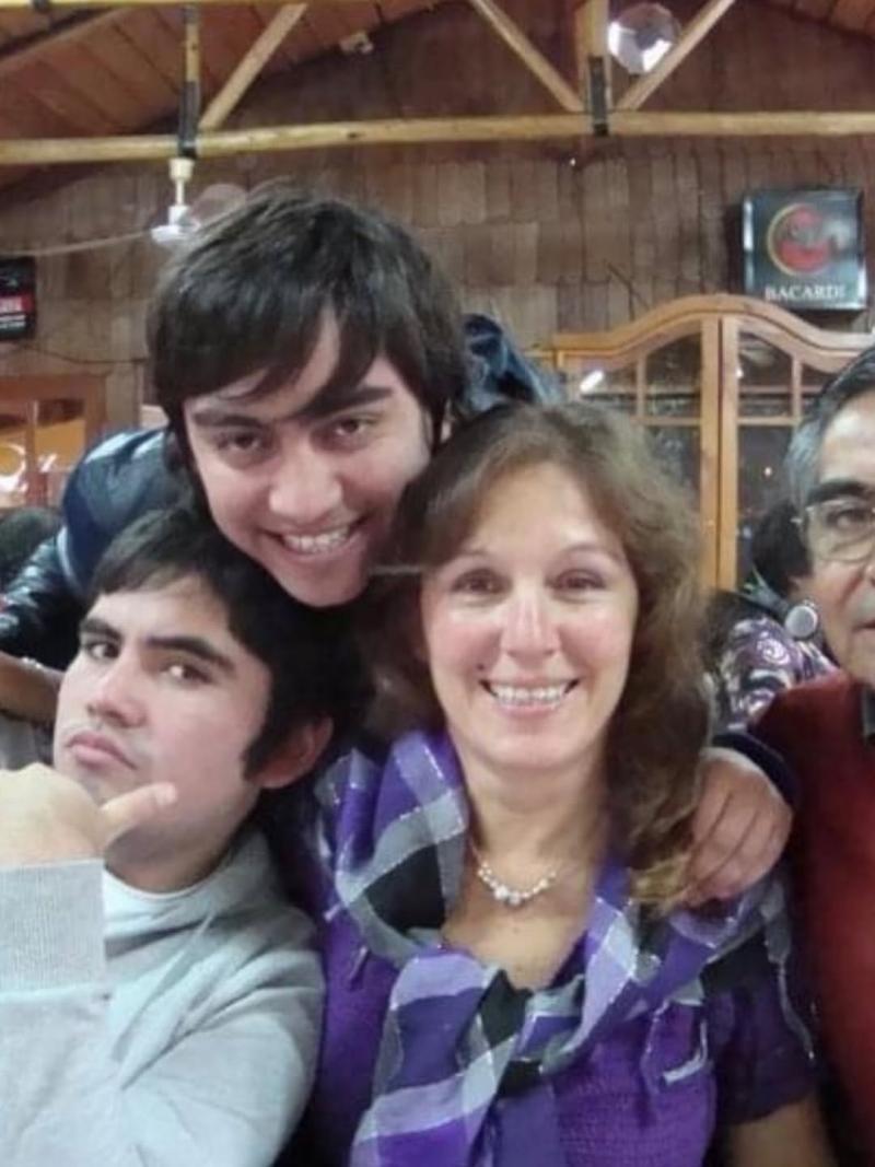 Sergio Freire y su madre | Instagram