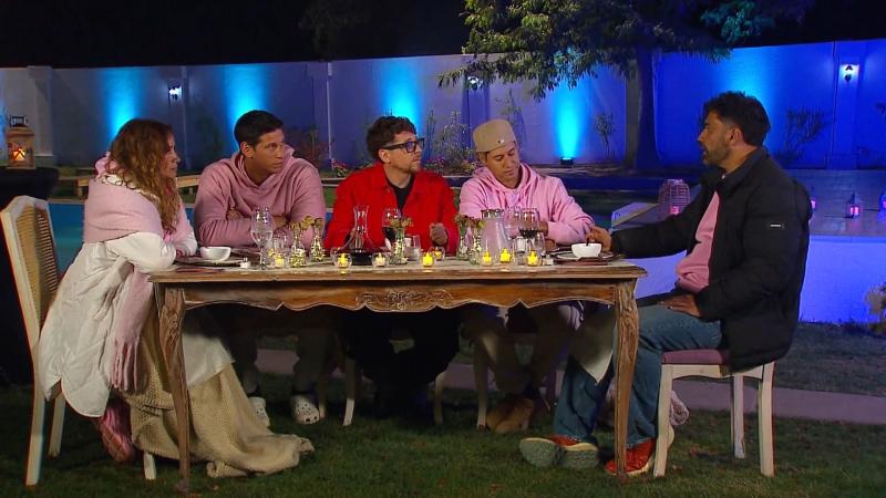 Felipe Contreras en la cena de duelistas de Vecinos al límite