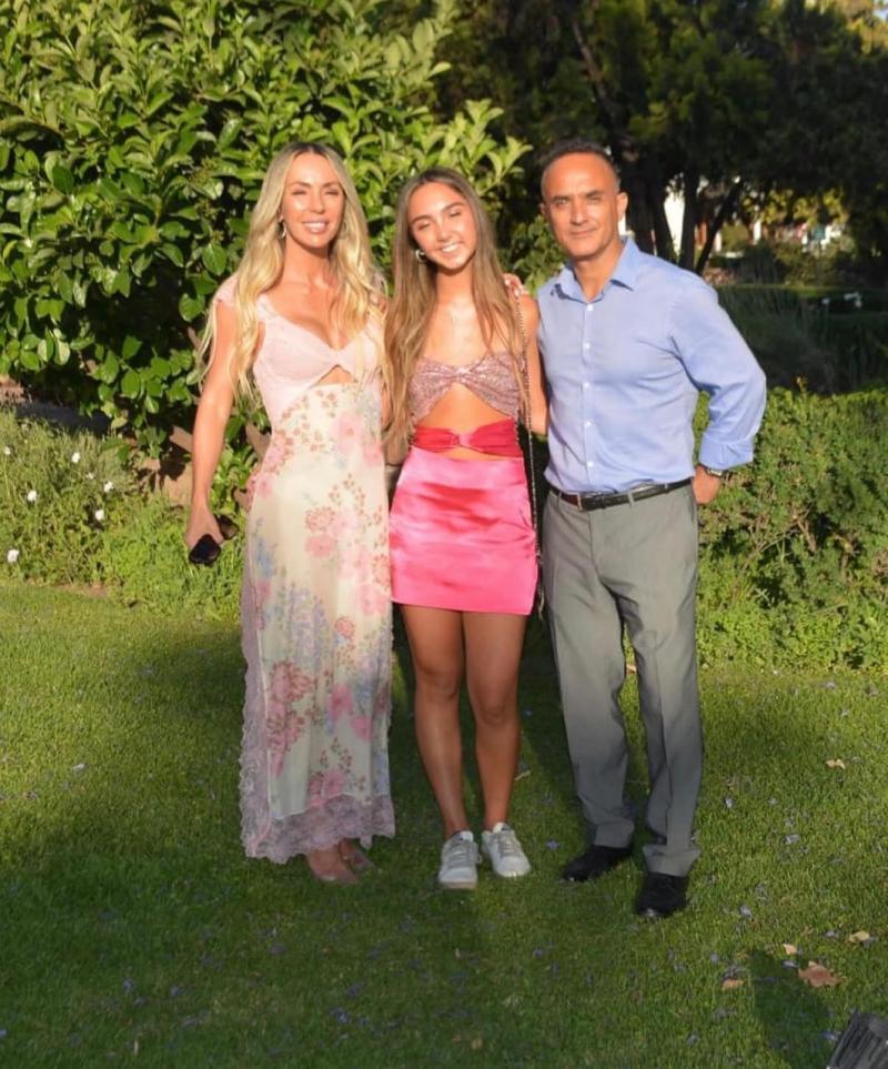 Macarena Ramis, Amparo Barrera y Rodrigo Barrera - Instagram