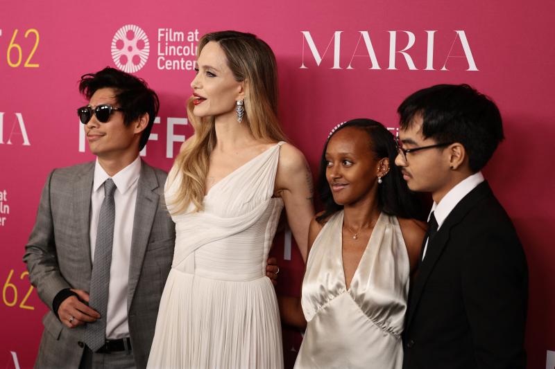 Angelina Jolie y algunos de sus hijos - AFP.