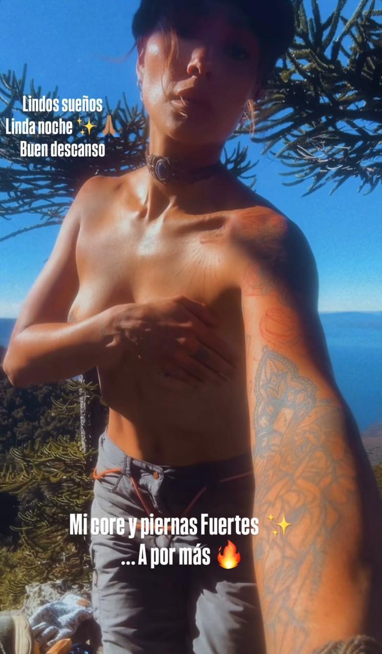 Camila Recabarren hace topless en el norte | Instagram