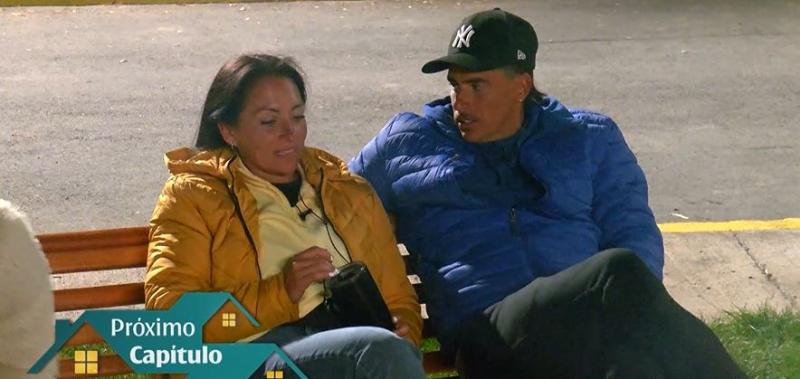 Camilo Huerta se declarará a Paula Pavic