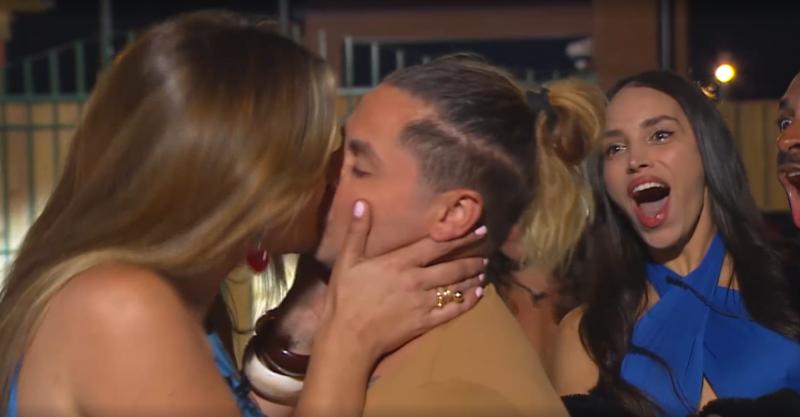 El beso de Laura Prieto y Princeso en Vecinos al límite